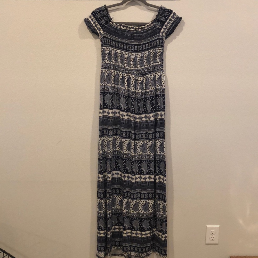 Off the shoulder maxi dress